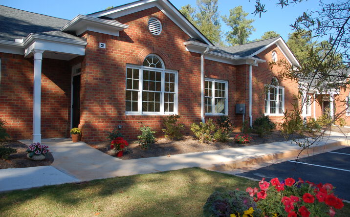 Pictures of Office property located at 2255 Sewell Mill Rd, Marietta, GA 30062 for lease - image #1