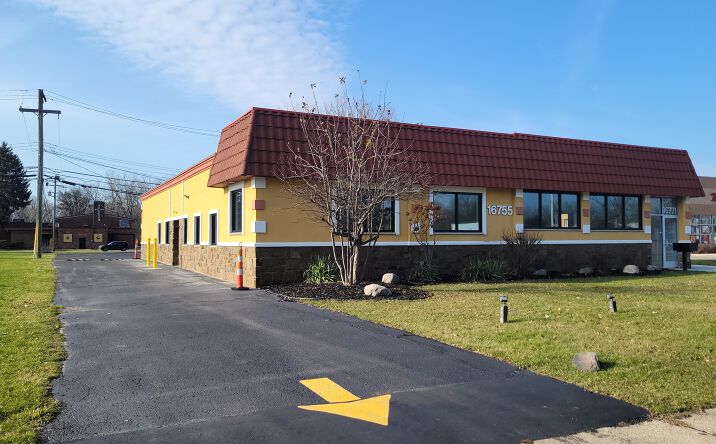 Pictures of Retail, Office property located at 16755 Middlebelt Rd, Livonia, MI 48154 for lease - image #1