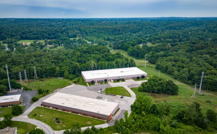 Pictures of Industrial property located at 7640 Hub Pkwy, Valley View, OH 44125 for lease - image #1