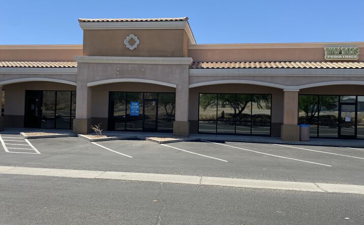 Pictures of Retail, Office, Restaurant property located at 2585 Miracle Mile, Bullhead City, AZ 86442 for lease - image #1