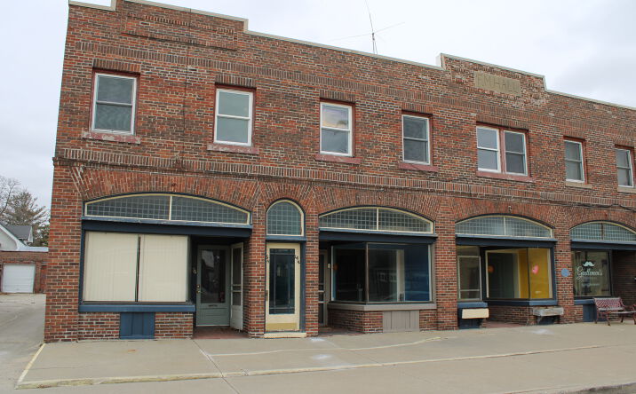 Pictures of Retail, Office, Restaurant property located at 16 S Mill St, Waupun, WI 53963 for lease - image #1