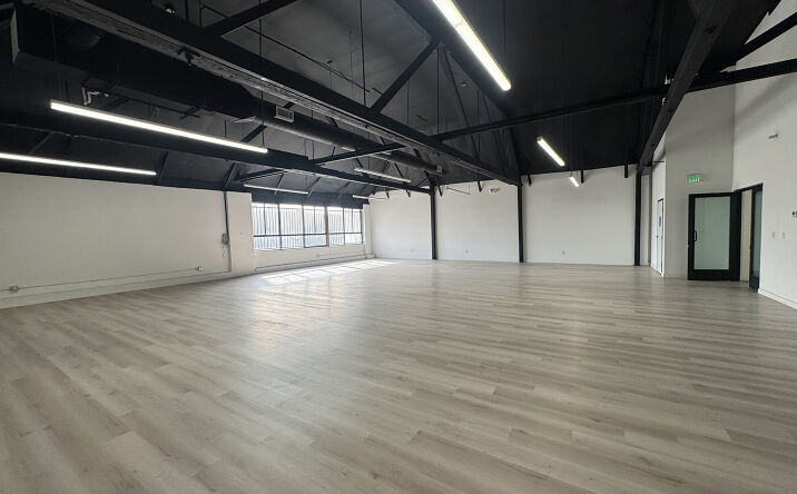 Pictures of Office property located at 1016 Santee St, Los Angeles, CA 90015 for lease - image #1