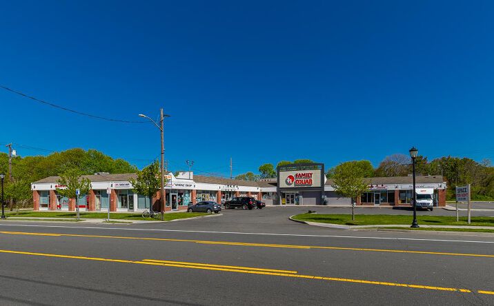 Pictures of Retail property located at 1705 Montauk Hwy, Bellport, NY 11713 for lease - image #1