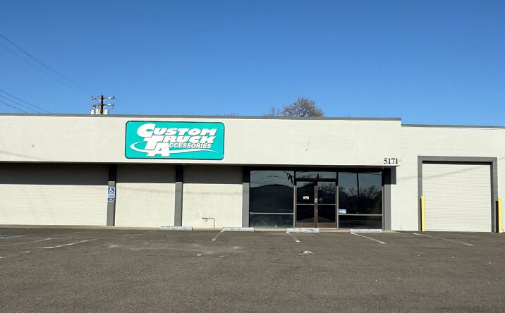 Pictures of Retail, Office, Industrial property located at 5171 Auburn Blvd, Sacramento, CA 95841 for lease - image #1