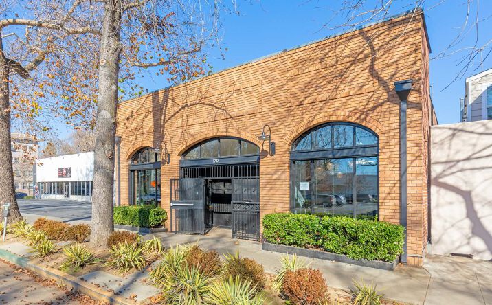 Pictures of Office property located at 1717 L Street, Sacramento, CA 95811 for lease - image #1