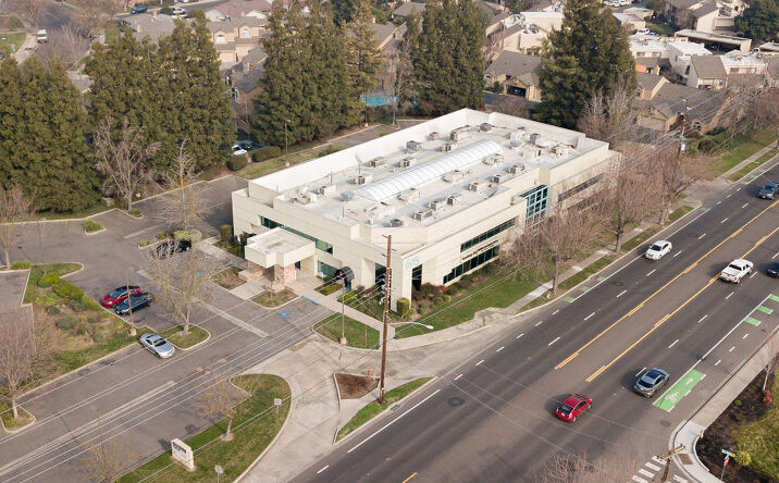 Pictures of Office property located at 605 Standiford Ave, Modesto, CA 95350 for lease - image #1