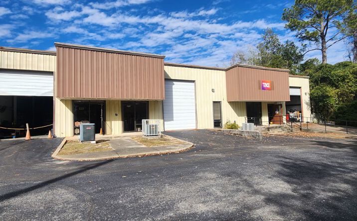 Pictures of Industrial property located at 7810 Sears Blvd, Pensacola, FL 32514 for lease - image #1