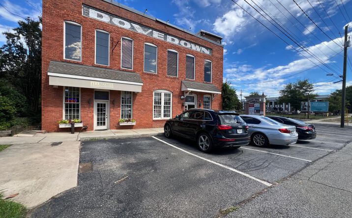Pictures of Retail, Office, Special Purpose property located at 315 W Solomon St, Griffin, GA 30223 for lease - image #1