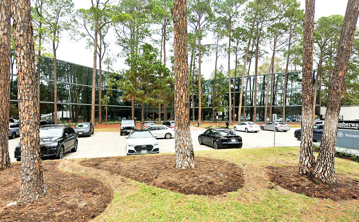 Pictures of Office property located at 15990 N Barkers Landing Rd, Houston, TX 77079 for sales - image #1