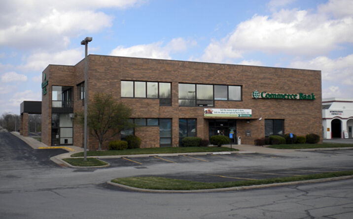 Pictures of Office property located at 110 NW Barry Rd, Kansas City, MO 64155 for lease - image #1