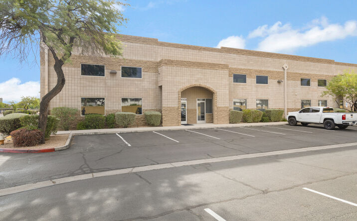 Pictures of Industrial property located at 1745 W Deer Valley Rd, Phoenix, AZ 85027 for lease - image #1