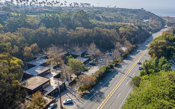 Pictures of Office property located at 29350 Pacific Coast Hwy, Malibu, CA 90265 for sales - image #1