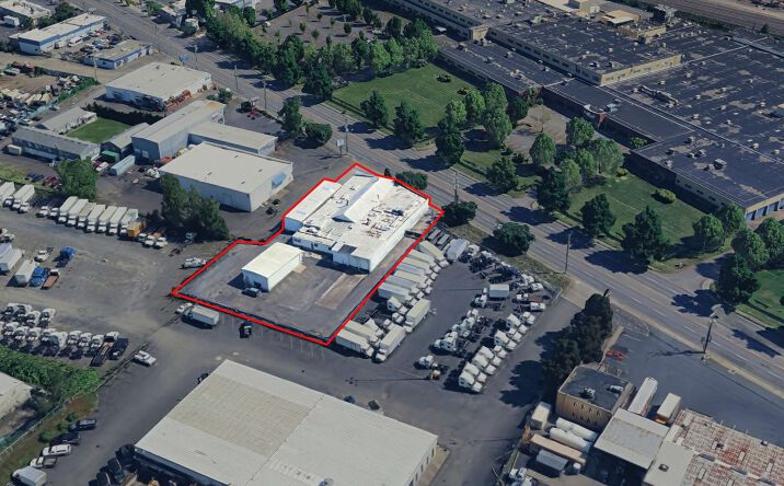 Pictures of Industrial property located at 81 NE Columbia Blvd, Portland, OR 97220 for lease - image #1