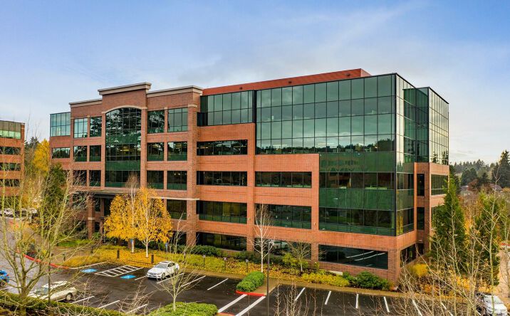 Pictures of Office property located at 5500 Meadows Rd, Lake Oswego, OR 97035 for lease - image #1