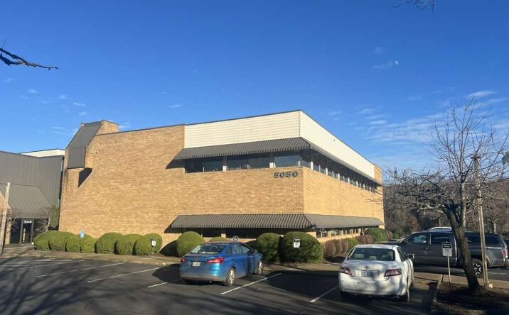 Pictures of Office property located at 5050 SW Griffith Dr, Beaverton, OR 97005 for lease - image #1