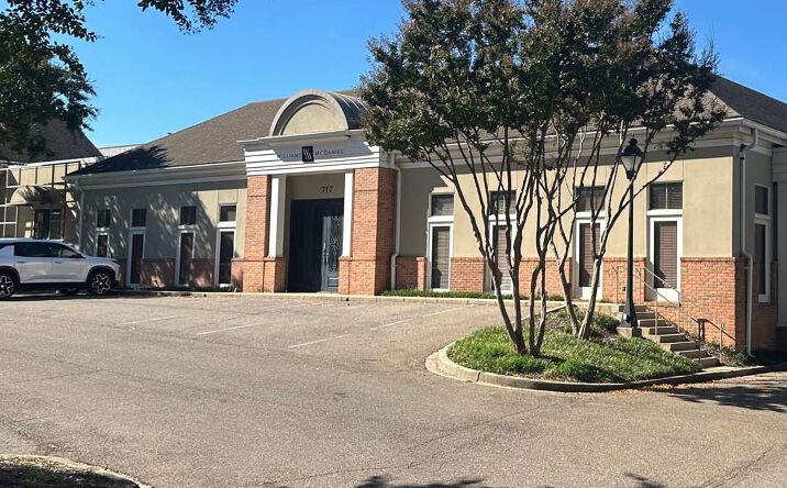 Pictures of Office property located at 717 S White Station Rd, Memphis, TN 38117 for lease - image #1