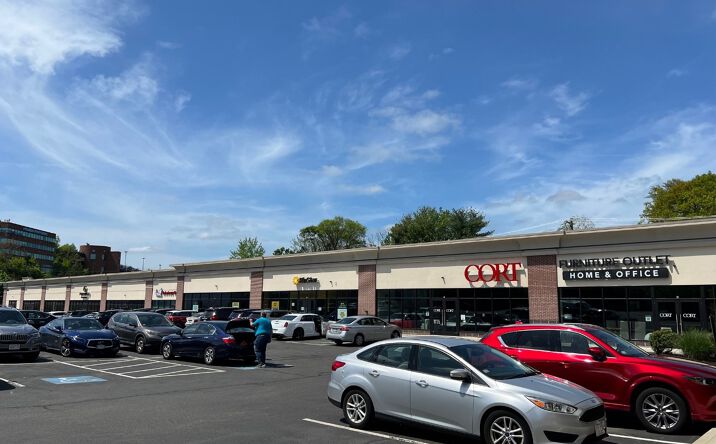 Pictures of Retail, Office property located at 880 Broadway, Saugus, MA 01906 for lease - image #1