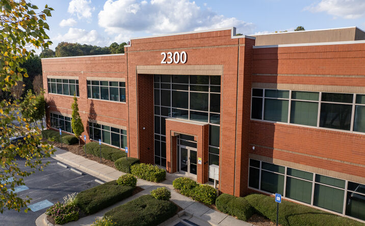 Pictures of Office property located at 2300 Camp Creek Pkwy, College Park, GA 30337 for lease - image #1
