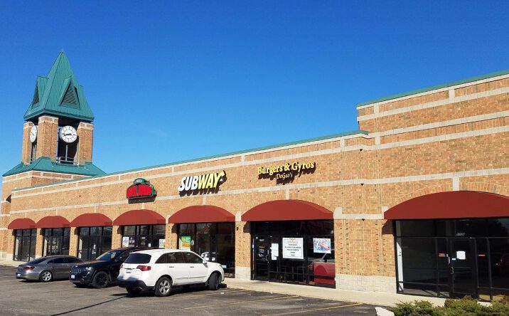 Pictures of Retail property located at 2700 E Main St, St. Charles, IL 60174 for lease - image #1