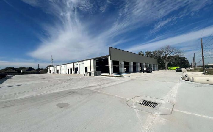 Pictures of Industrial property located at 8715 Jackrabbit Rd, Houston, TX 77095 for sales - image #1