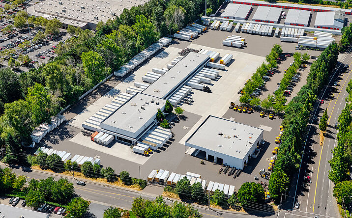 Pictures of Industrial property located at 13704 NE Airport Way, Portland, OR 97230 for lease - image #1