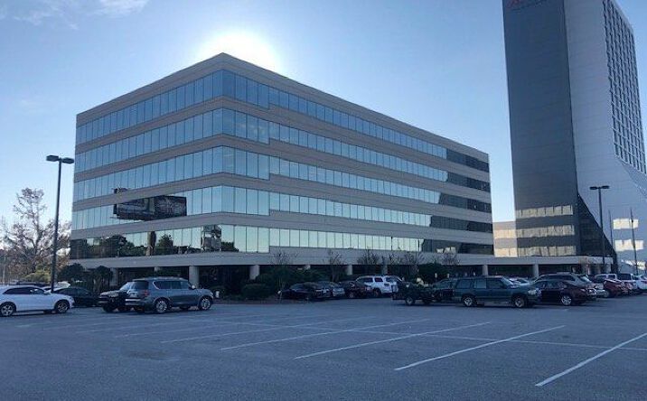 Pictures of Office property located at 3103 Airport Blvd, Mobile, AL 36606 for lease - image #1