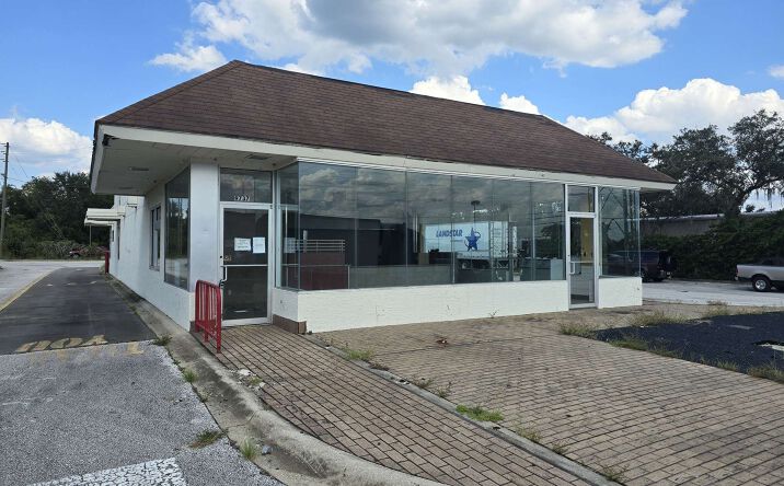 Pictures of Retail property located at 9737 SE Maricamp Rd, Ocala, FL 34472 for lease - image #1