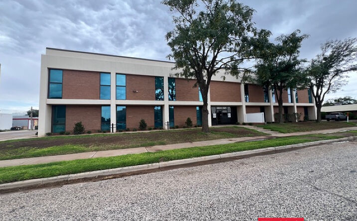Pictures of Office property located at 1611 10th St, Lubbock, TX 79401 for lease - image #1
