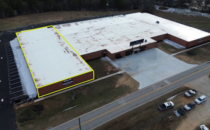 Pictures of Industrial property located at 786 Vickery St, Hartwell, GA 30643 for lease - image #1