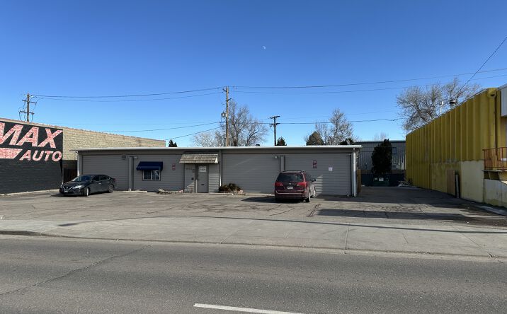 Pictures of Industrial property located at 3942 S Federal Blvd, Englewood, CO 80110 for lease - image #1