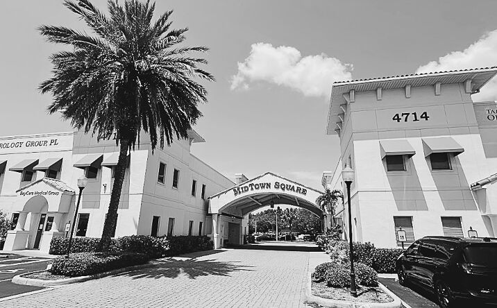 Pictures of Office property located at 4714 N Armenia Ave, Tampa, FL 33603 for lease - image #1
