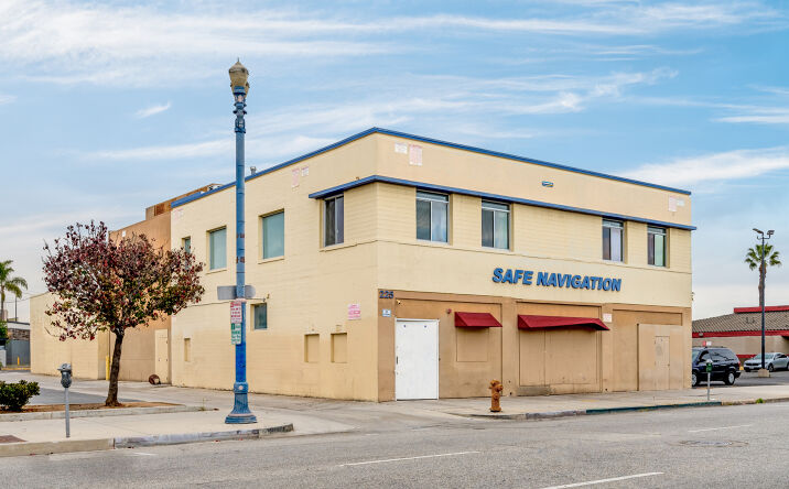Pictures of Retail property located at 225 E 6th St, Long Beach, CA 90802 for lease - image #1