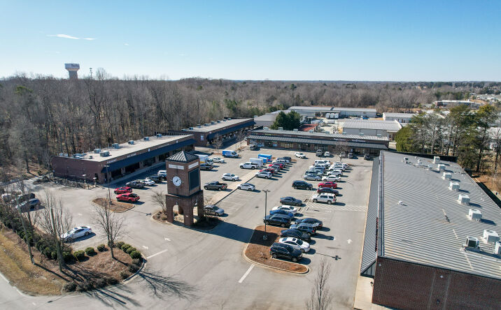 Pictures of Retail, Restaurant property located at 1143 St Marks Church Rd, Burlington, NC 27215 for lease - image #1
