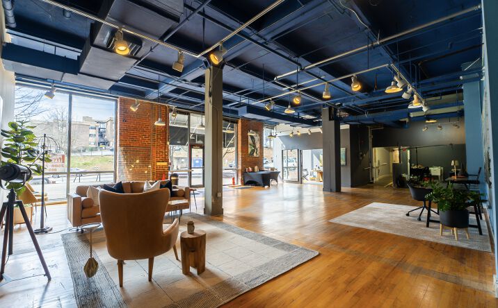 Pictures of Retail property located at 1060 Worlds Fair Park Dr, Knoxville, TN 37916 for lease - image #1