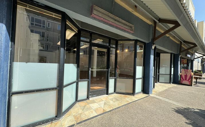 Pictures of Retail property located at 728 La Playa St, San Francisco, CA 94121 for lease - image #1
