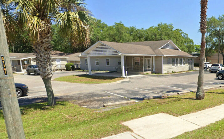 Pictures of Office property located at 4828 N Davis Hwy, Pensacola, FL 32503 for lease - image #1