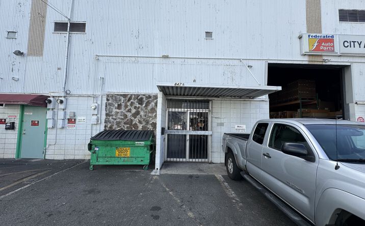 Pictures of Office, Industrial property located at 845 Moowaa St, Honolulu, HI 96817 for lease - image #1