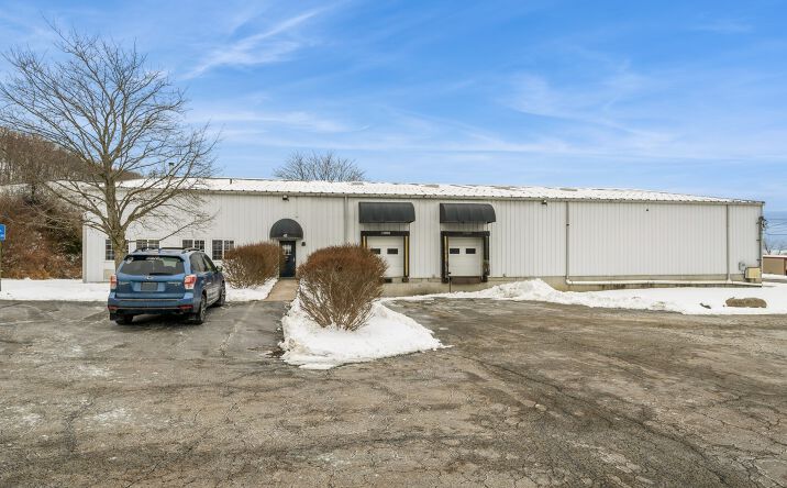 Pictures of Industrial property located at 41 Elkay Drive, Chester Town, NY 10918 for lease - image #1