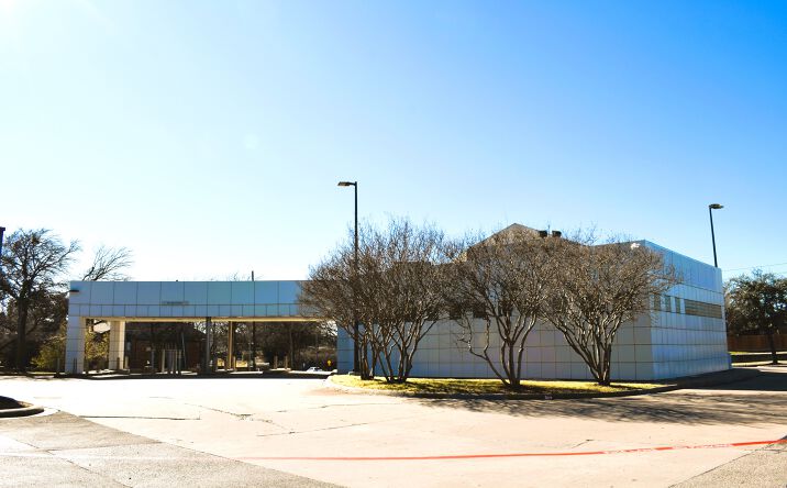 Pictures of Retail property located at 3028 N Josey Ln, Carrollton, TX 75007 for lease - image #1