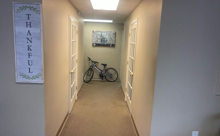 Pictures of Retail, Office, Industrial property located at 1361 10th Ave, Calera, AL 35040 for lease - image #1