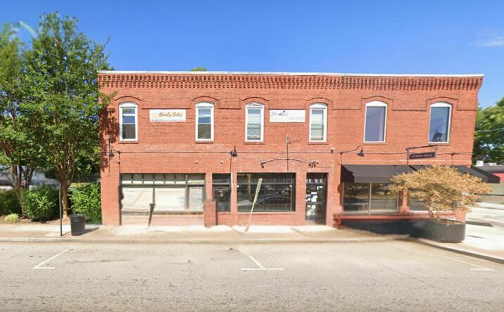 Pictures of Retail property located at 3827 Main St, Atlanta, GA 30337 for lease - image #1