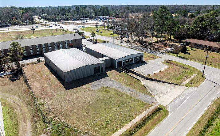 Pictures of Office, Industrial property located at 907 Chestnut St, Darlington, SC 29532 for lease - image #1