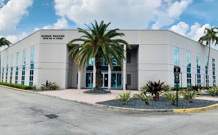 Pictures of Office property located at 10305 NW 41st St # 100, Doral, FL 33178 for lease - image #1