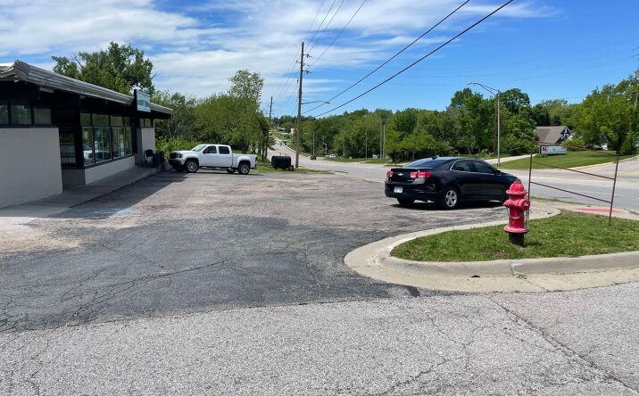 Pictures of Retail, Office, Industrial property located at 5401 State Ave, Kansas City, KS 66102 for lease - image #1