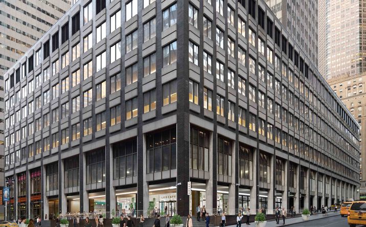 Pictures of Retail property located at 480 Lexington Ave, New York, NY 10167 for lease - image #1