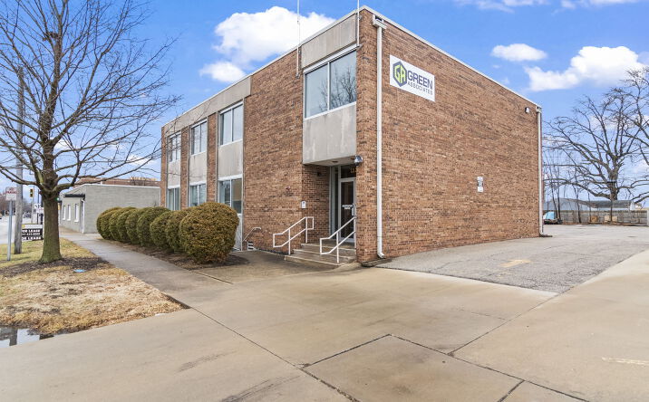 Pictures of Office property located at 1320 S 2nd St, Springfield, IL 62704 for lease - image #1