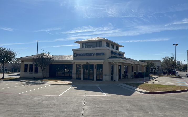 Pictures of Retail property located at 3040 State Hwy. 121, Euless, TX 76039 for lease - image #1