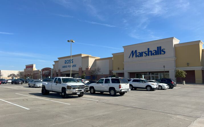 Pictures of Retail property located at 2800 State Hwy. 121, Euless, TX 76039 for lease - image #1