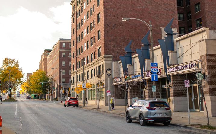 Pictures of Retail property located at 811 N 16th Street, Milwaukee, WI 53233 for lease - image #1