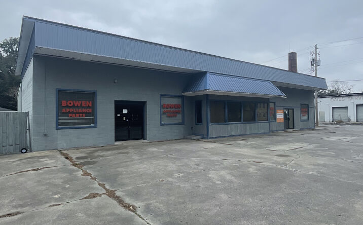Pictures of Retail, Office property located at 4401 Bull St, Savannah, GA 31405 for lease - image #1